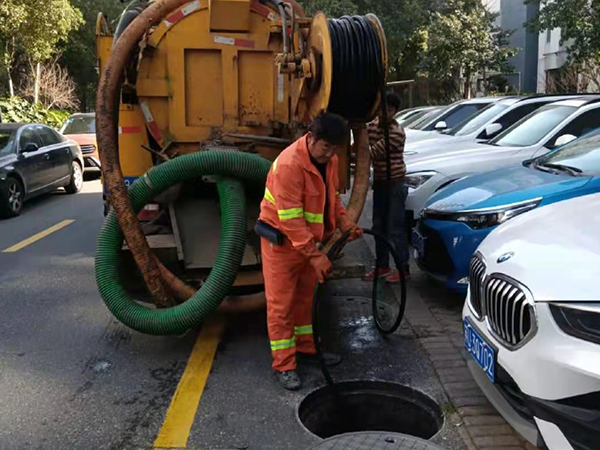 黄埔排污管道清淤